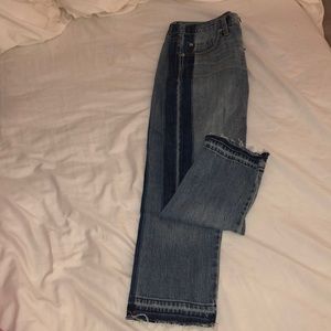 Color blocking boyfriend jeans